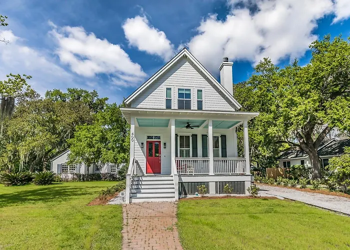 New Listing - Centrally Located Beaufort Home