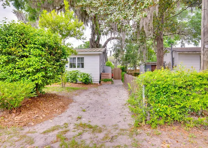Home In Beaufort Historic District W/ Private Yard